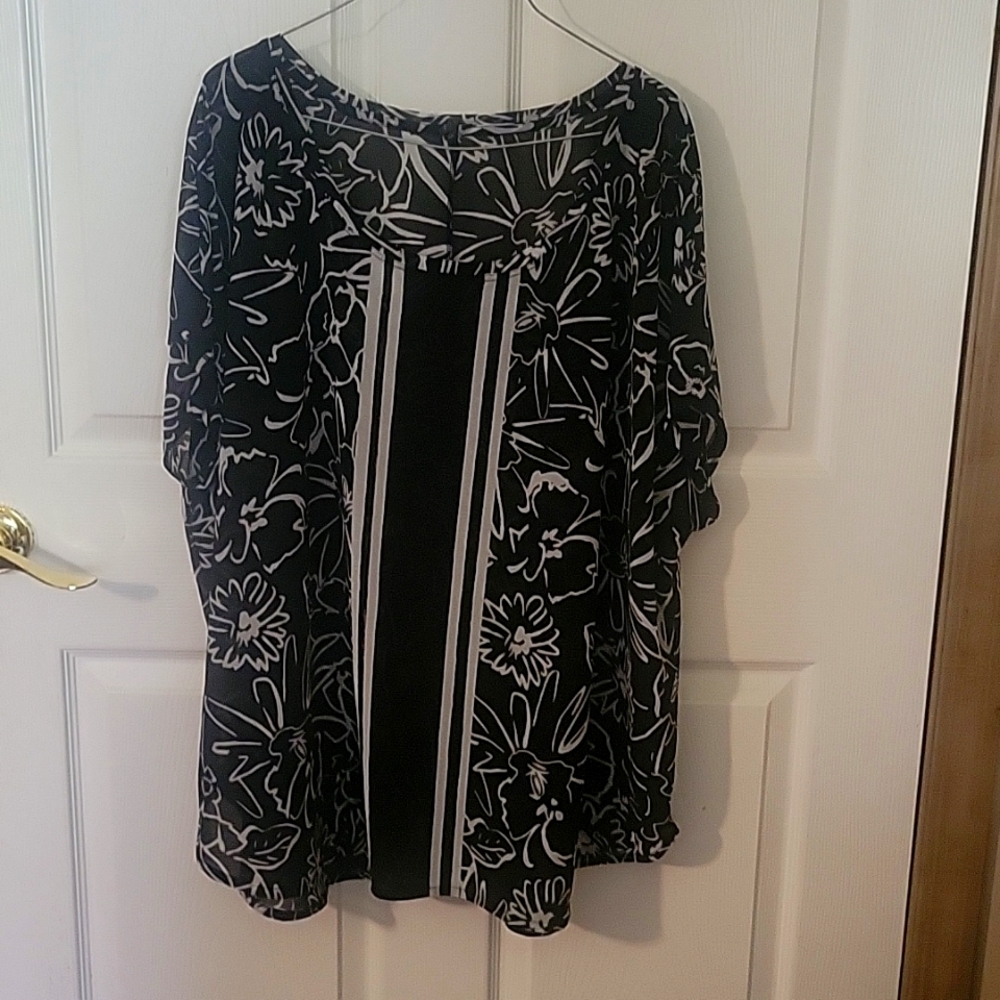 Black and Grey women's blouse